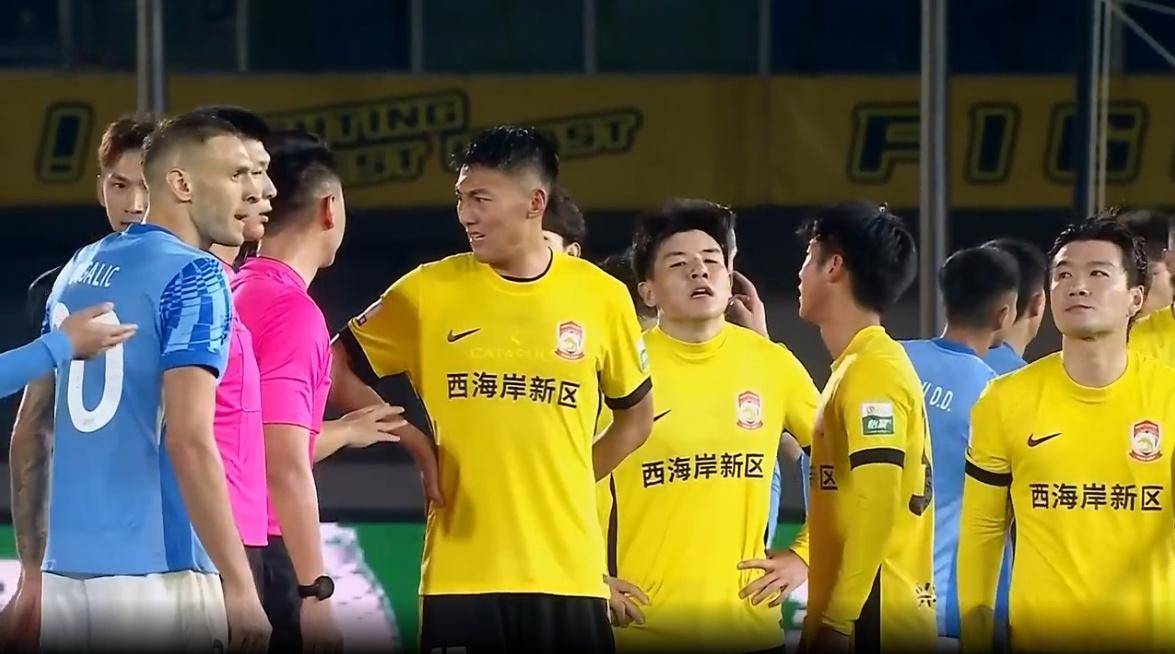 本赛季的黑马球队又一次反超对手